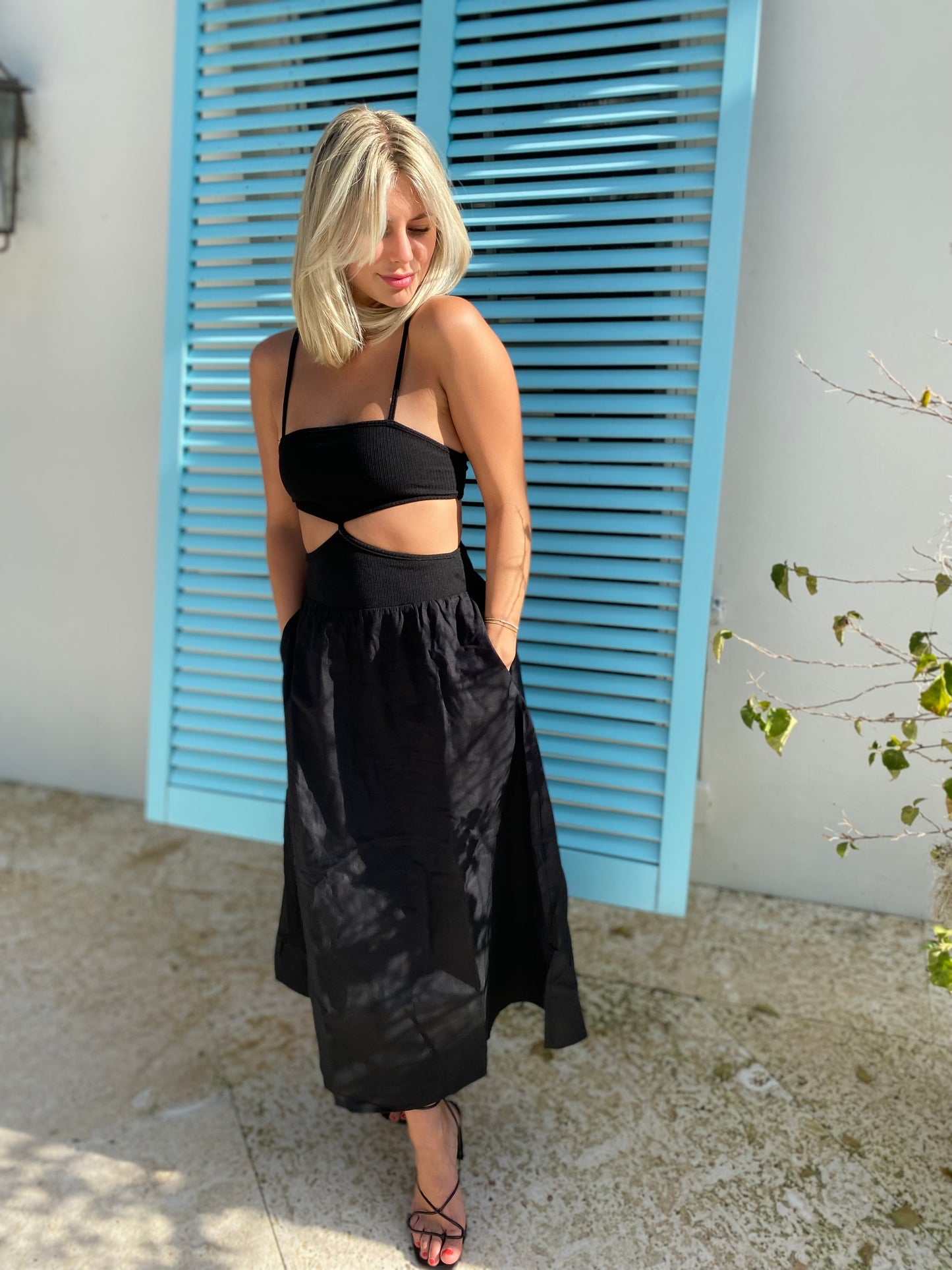 Heading Out Cutout Midi