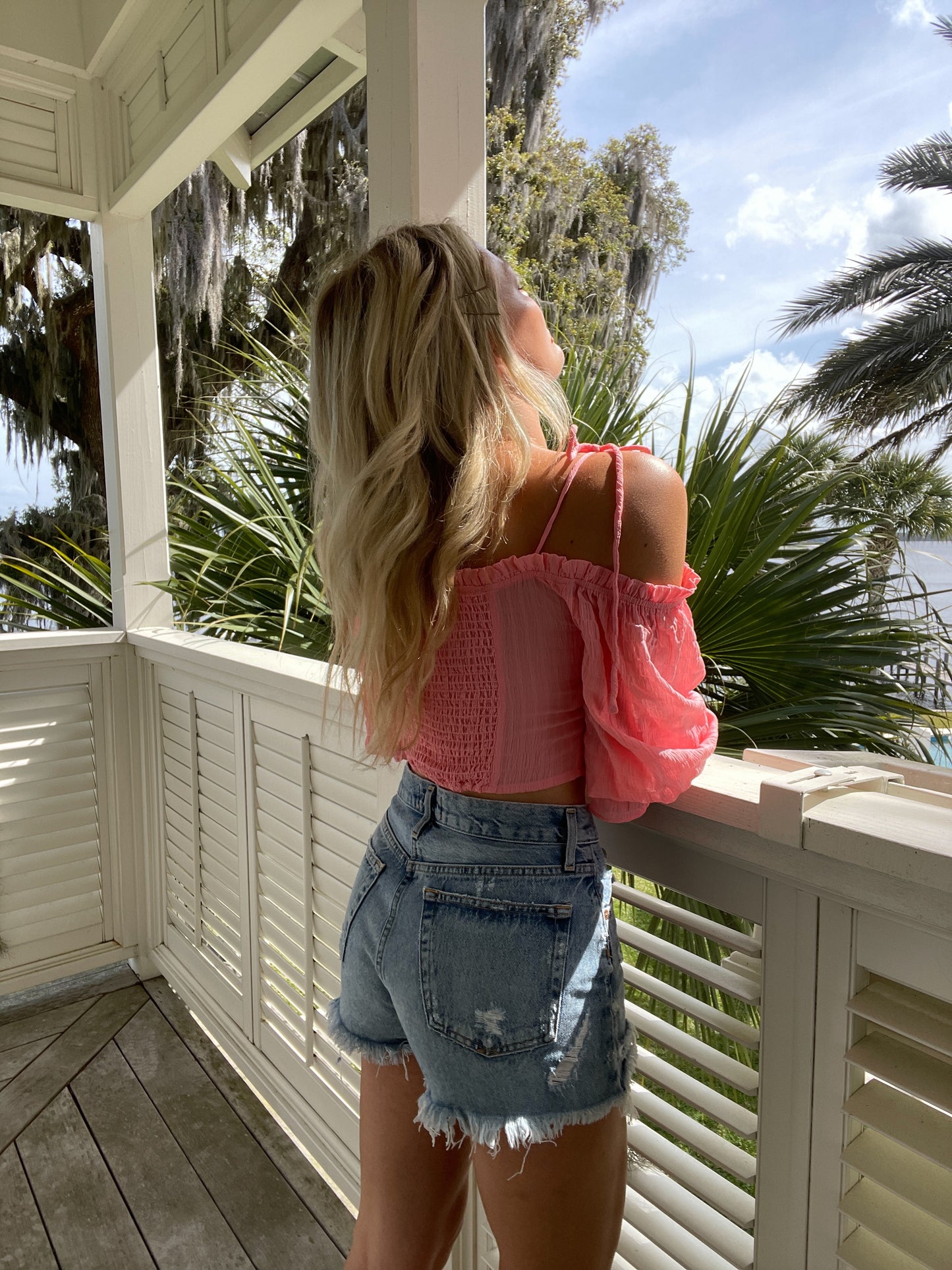 Evie Cold Shoulder Crop